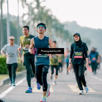 Runner Photo 6432063