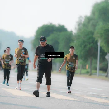 Runner Photo 6432067