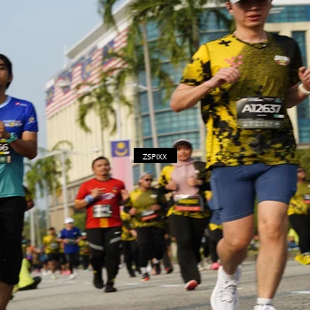 Runner Photo 6432075