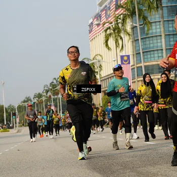 Runner Photo 6432077