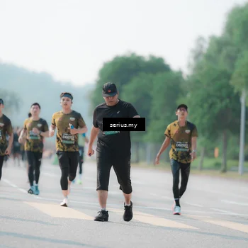 Runner Photo 6432079