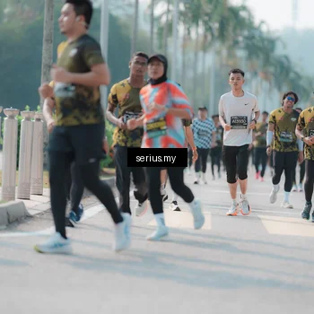 Runner Photo 6432089