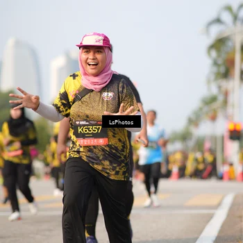 Runner Photo 6432093