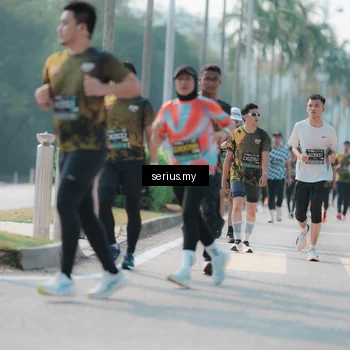 Runner Photo 6432099