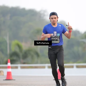 Runner Photo 6432109