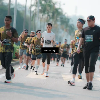 Runner Photo 6432115