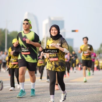 Runner Photo 6432117