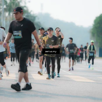 Runner Photo 6432118