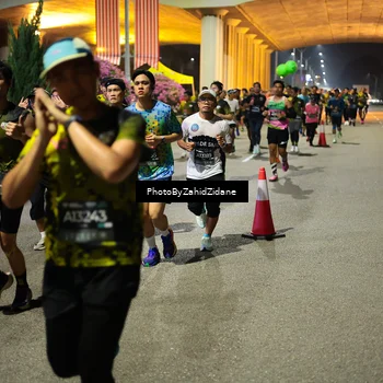 Runner Photo 6432122