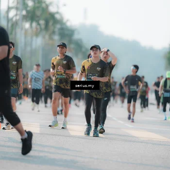Runner Photo 6432126
