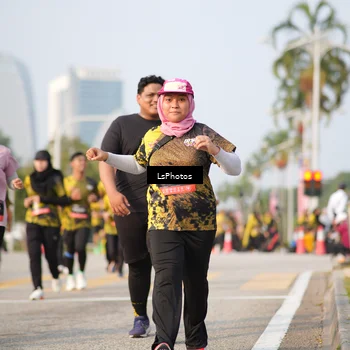 Runner Photo 6432144