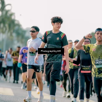 Runner Photo 6432145
