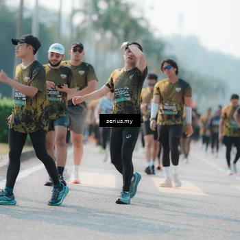 Runner Photo 6432178