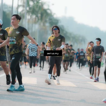 Runner Photo 6432184