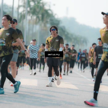 Runner Photo 6432191