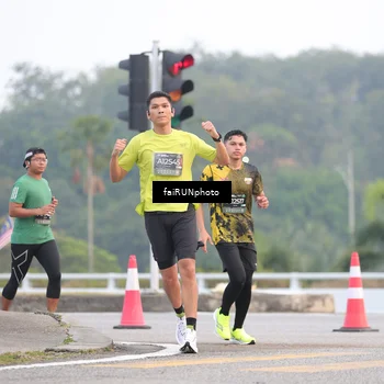 Runner Photo 6432209