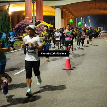 Runner Photo 6432232