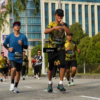 Runner Photo 6432242