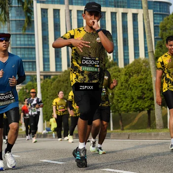 Runner Photo 6432245