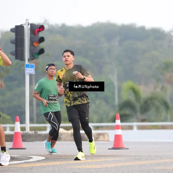 Runner Photo 6432248