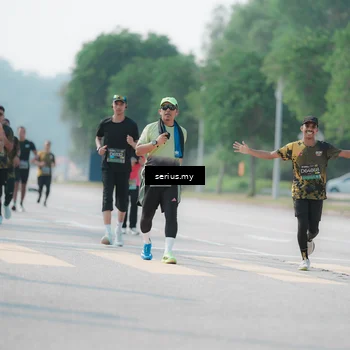 Runner Photo 6432266
