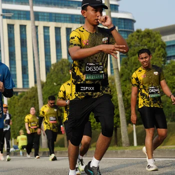 Runner Photo 6432272