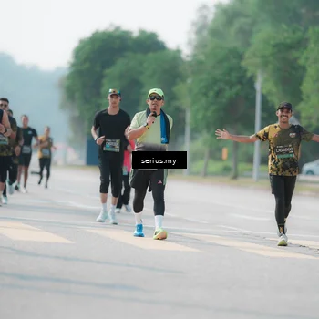 Runner Photo 6432273