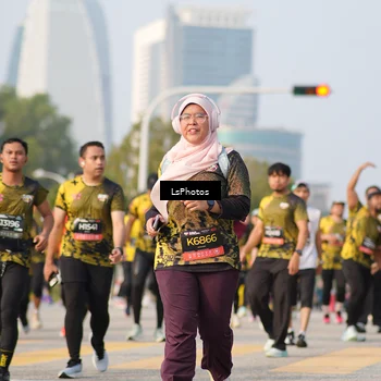 Runner Photo 6432278