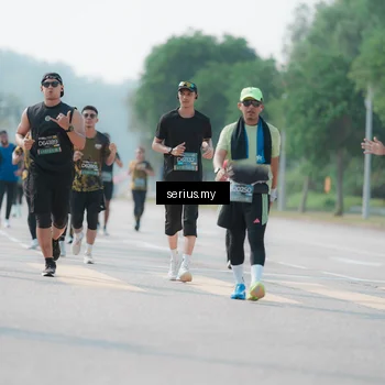 Runner Photo 6432290