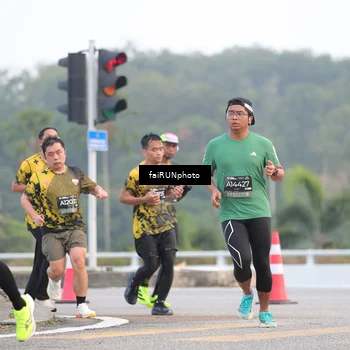 Runner Photo 6432297