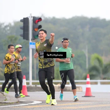 Runner Photo 6432298