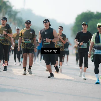 Runner Photo 6432307