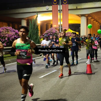 Runner Photo 6432310