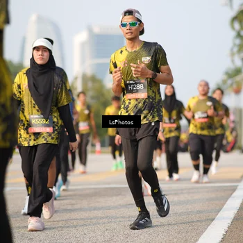Runner Photo 6432319