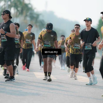 Runner Photo 6432321