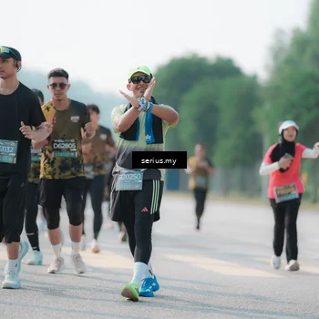 Runner Photo 6432335