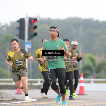 Runner Photo 6432339