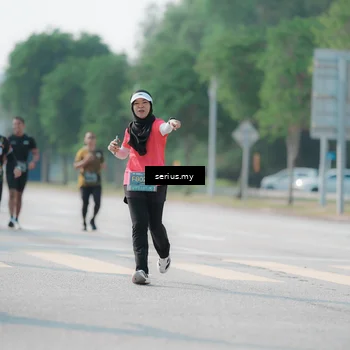 Runner Photo 6432348