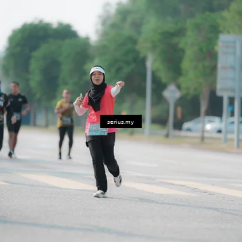 Runner Photo 6432351