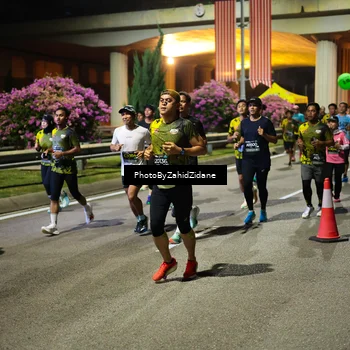 Runner Photo 6432356