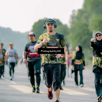 Runner Photo 6432363