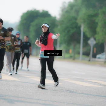 Runner Photo 6432367