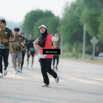 Runner Photo 6432374