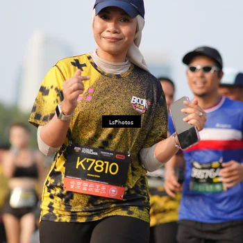 Runner Photo 6432375