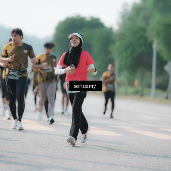 Runner Photo 6432378