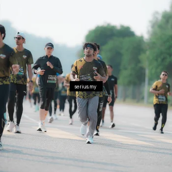Runner Photo 6432386