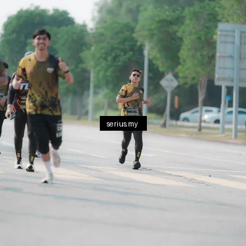 Runner Photo 6432392