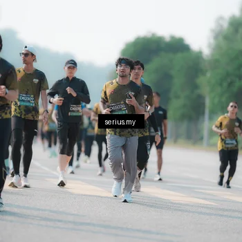 Runner Photo 6432393