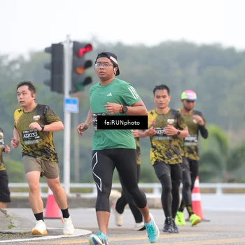 Runner Photo 6432394