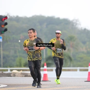 Runner Photo 6432397